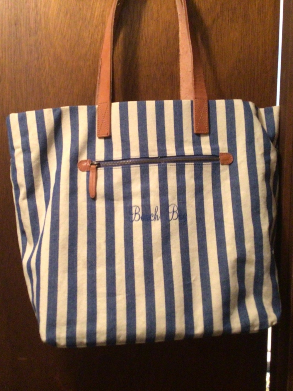 Pottery barn beach bag for mom